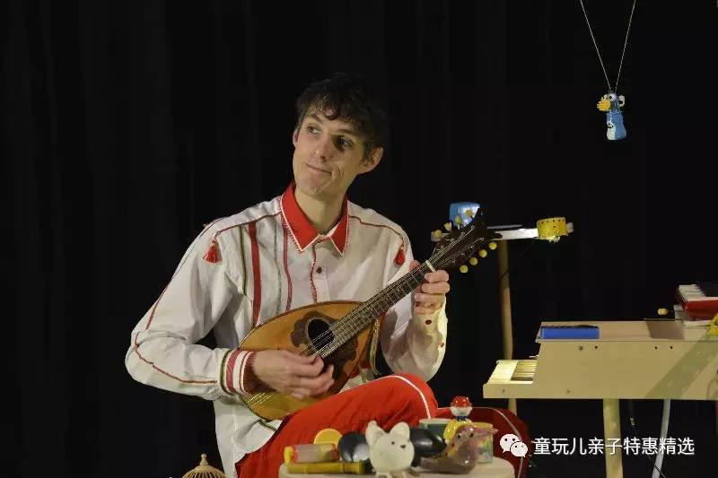 音乐会让孩子在艺术的带领下环游世界九游会j9登录来自法国的玩具涂鸦(图3)